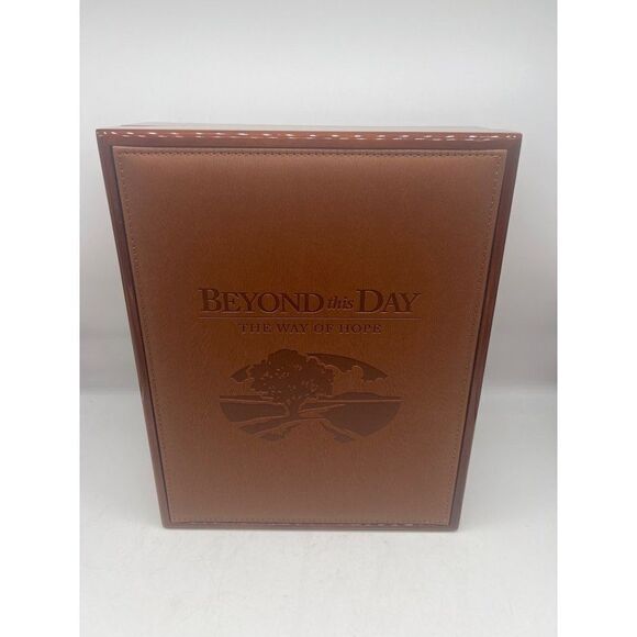 Beyond This Day The Way Of Hope Wooden Keepsake Box - Picture 1 of 9